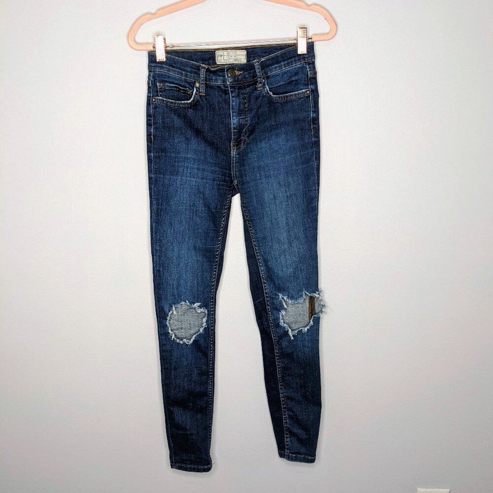 Free People Blue Busted Knee Distressed Skinny Jeans Size 27